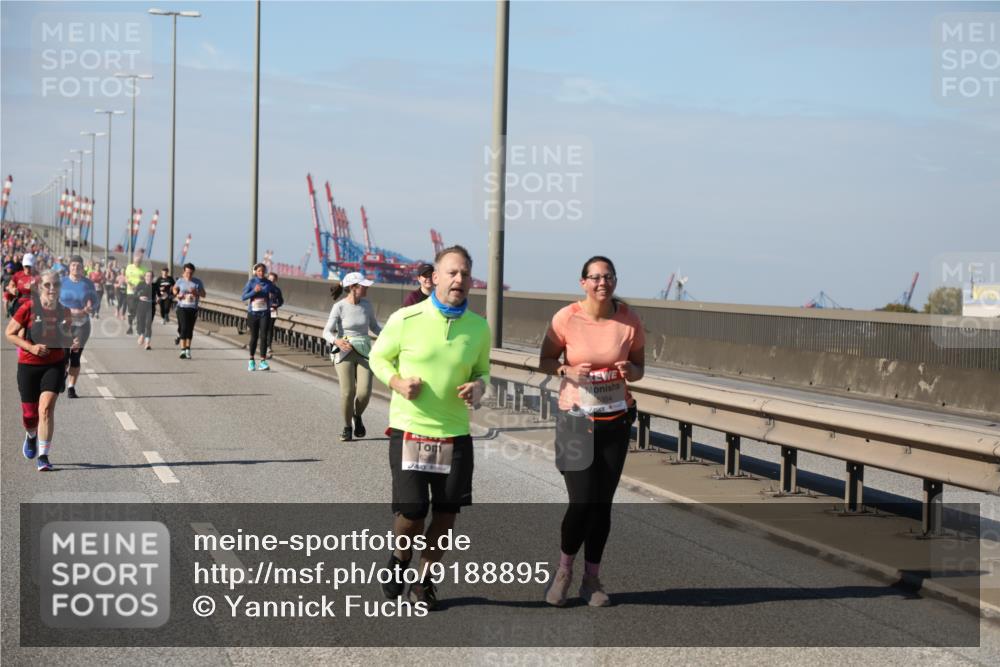 03.10.2025 - Köhlbrandbrückenlauf Yannick Fuchs http://msf.ph/oto/9188895 03.10.2025 12:08:17 Position 3  meine-sportfotos.de