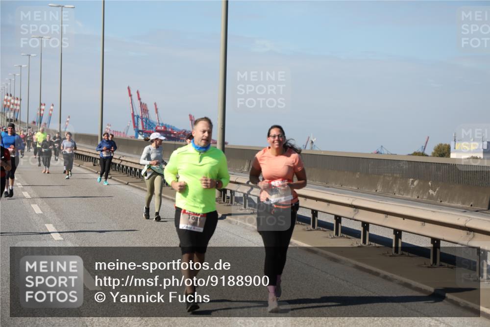 03.10.2025 - Köhlbrandbrückenlauf Yannick Fuchs http://msf.ph/oto/9188900 03.10.2025 12:08:17 Position 3  meine-sportfotos.de