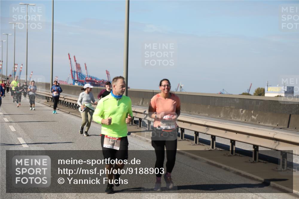 03.10.2025 - Köhlbrandbrückenlauf Yannick Fuchs http://msf.ph/oto/9188903 03.10.2025 12:08:17 Position 3 628 meine-sportfotos.de