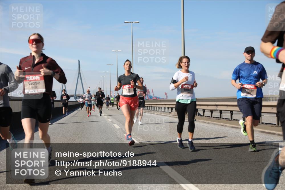 03.10.2025 - Köhlbrandbrückenlauf Yannick Fuchs http://msf.ph/oto/9188944 03.10.2025 11:48:22 Position 3 4490 meine-sportfotos.de