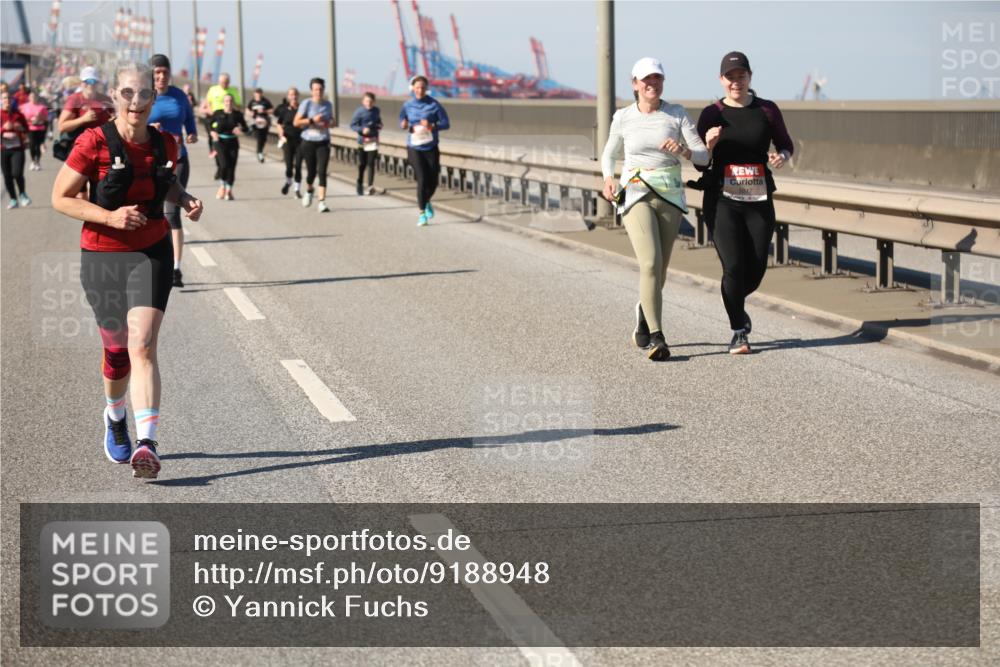 03.10.2025 - Köhlbrandbrückenlauf Yannick Fuchs http://msf.ph/oto/9188948 03.10.2025 12:08:20 Position 3  meine-sportfotos.de