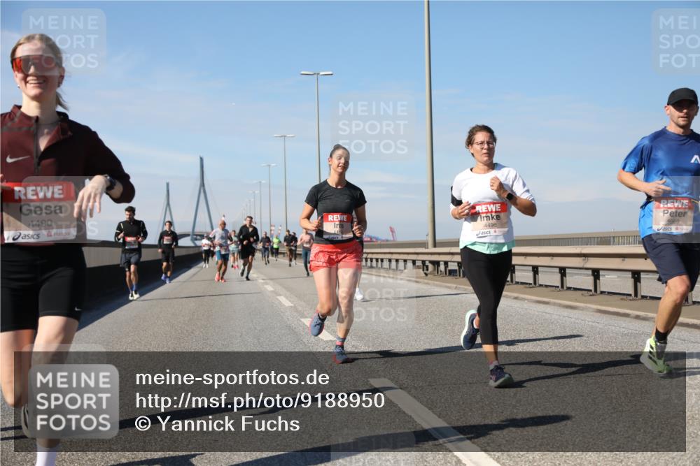 03.10.2025 - Köhlbrandbrückenlauf Yannick Fuchs http://msf.ph/oto/9188950 03.10.2025 11:48:22 Position 3 4490, 615, 4496, 5969 meine-sportfotos.de