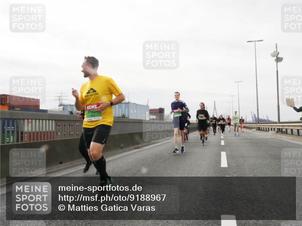 03.10.2025 - Köhlbrandbrückenlauf Matties Gatica Varas http://msf.ph/oto/9188967 03.10.2025 15:56:17 Position 3 7903 meine-sportfotos.de