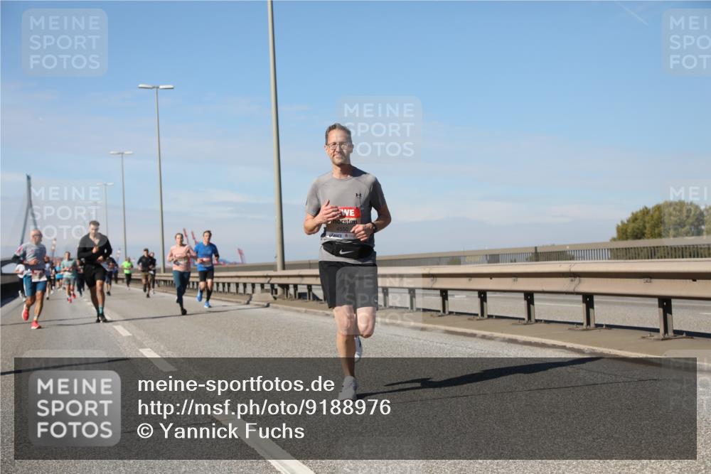03.10.2025 - Köhlbrandbrückenlauf Yannick Fuchs http://msf.ph/oto/9188976 03.10.2025 11:48:25 Position 3 4550 meine-sportfotos.de