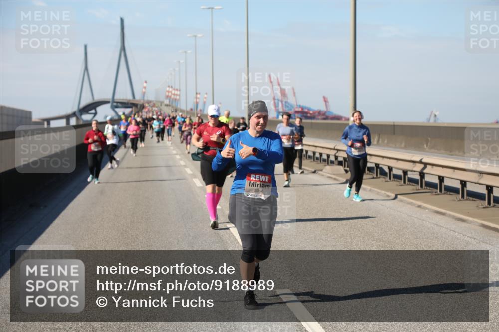 03.10.2025 - Köhlbrandbrückenlauf Yannick Fuchs http://msf.ph/oto/9188989 03.10.2025 12:08:25 Position 3 5060 meine-sportfotos.de