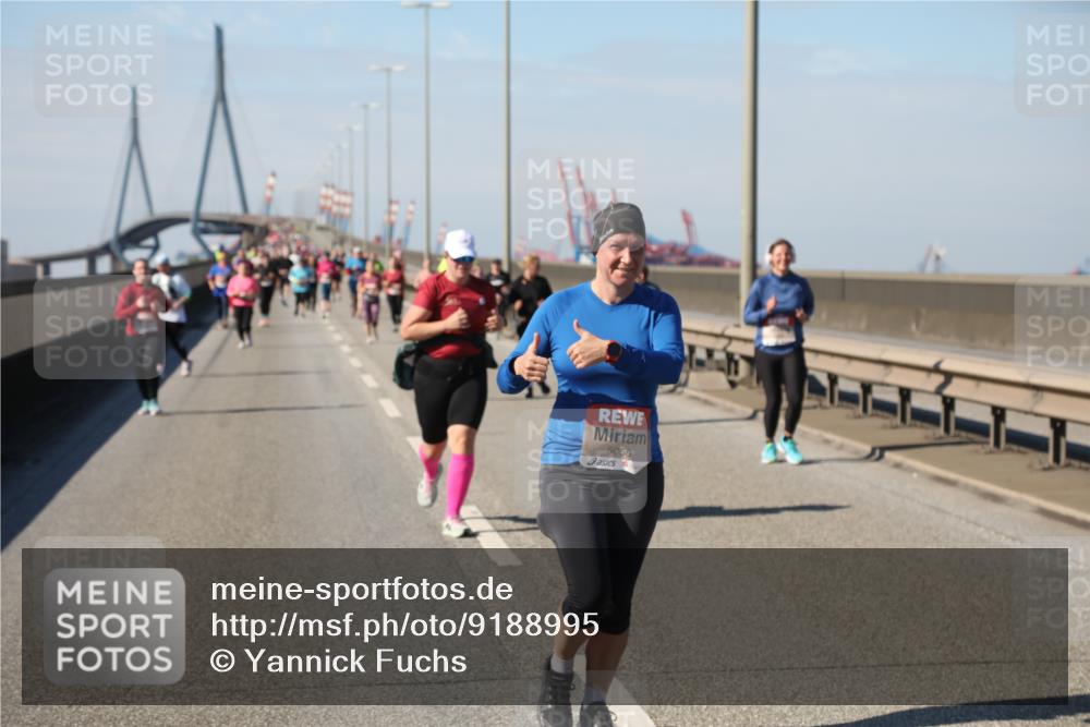 03.10.2025 - Köhlbrandbrückenlauf Yannick Fuchs http://msf.ph/oto/9188995 03.10.2025 12:08:26 Position 3 5060 meine-sportfotos.de