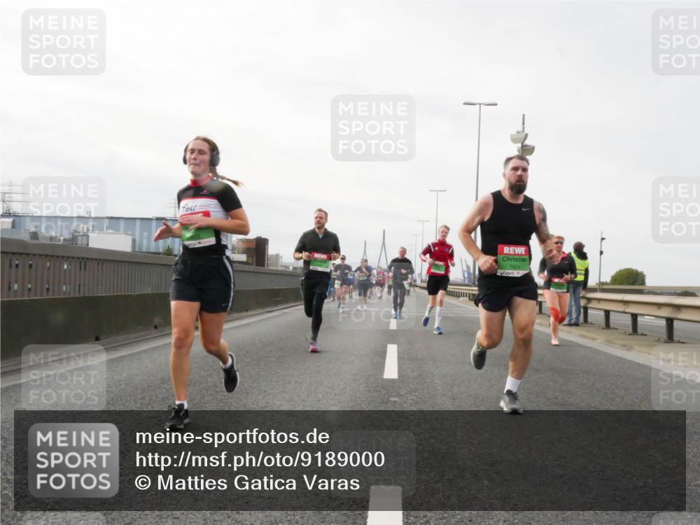 03.10.2025 - Köhlbrandbrückenlauf Matties Gatica Varas http://msf.ph/oto/9189000 03.10.2025 15:56:25 Position 3 7624 meine-sportfotos.de