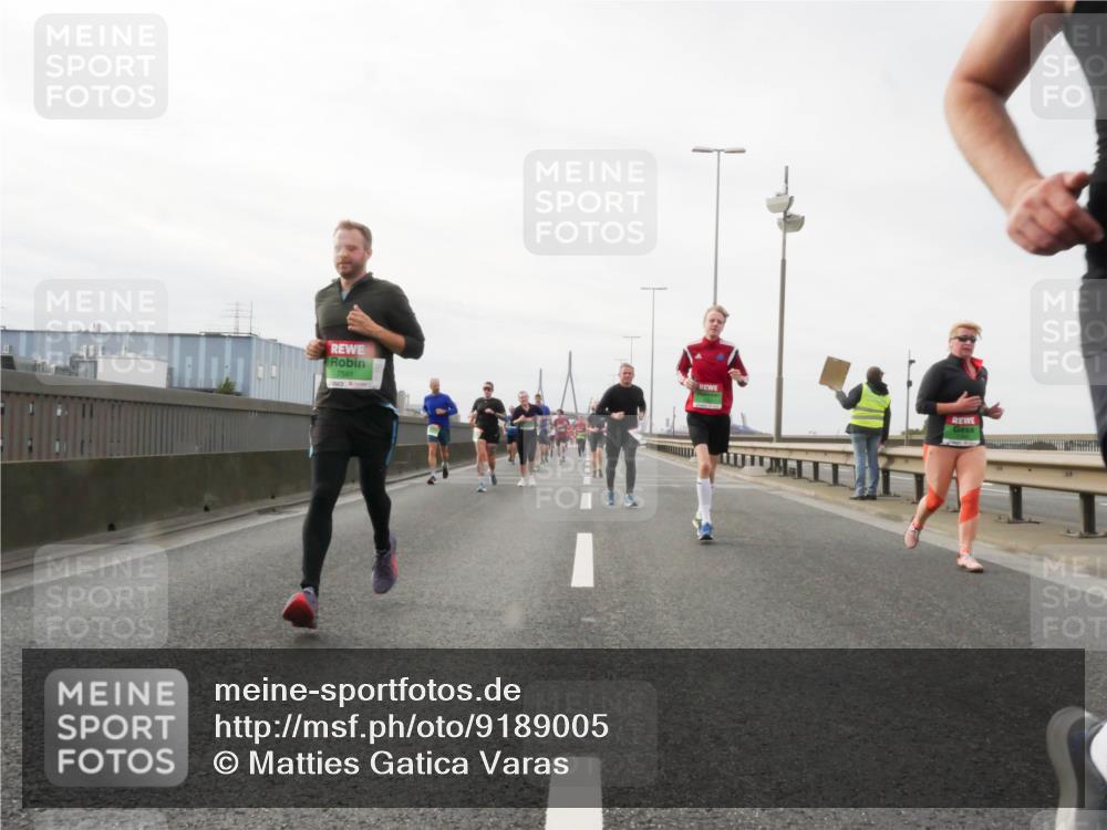 03.10.2025 - Köhlbrandbrückenlauf Matties Gatica Varas http://msf.ph/oto/9189005 03.10.2025 15:56:26 Position 3 7591 meine-sportfotos.de