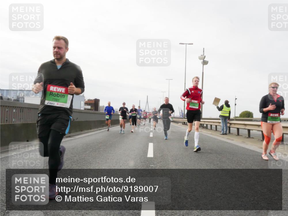 03.10.2025 - Köhlbrandbrückenlauf Matties Gatica Varas http://msf.ph/oto/9189007 03.10.2025 15:56:26 Position 3 7591 meine-sportfotos.de