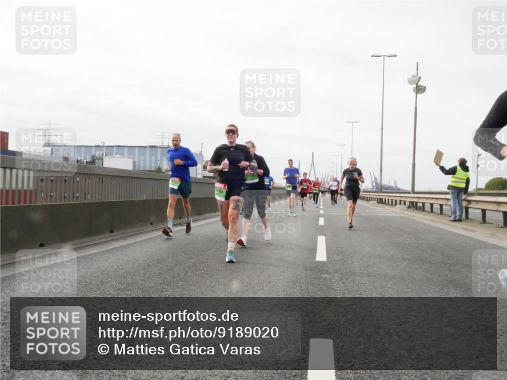 03.10.2025 - Köhlbrandbrückenlauf Matties Gatica Varas http://msf.ph/oto/9189020 03.10.2025 15:56:29 Position 3  meine-sportfotos.de
