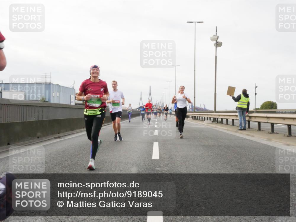 03.10.2025 - Köhlbrandbrückenlauf Matties Gatica Varas http://msf.ph/oto/9189045 03.10.2025 15:56:35 Position 3 7854 meine-sportfotos.de