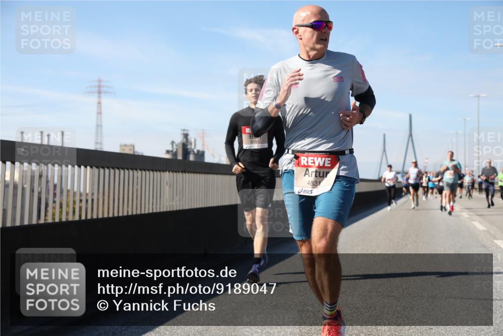 03.10.2025 - Köhlbrandbrückenlauf Yannick Fuchs http://msf.ph/oto/9189047 03.10.2025 11:48:30 Position 3 6193, 4831 meine-sportfotos.de
