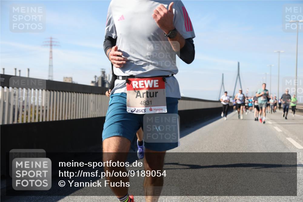 03.10.2025 - Köhlbrandbrückenlauf Yannick Fuchs http://msf.ph/oto/9189054 03.10.2025 11:48:30 Position 3 4831 meine-sportfotos.de
