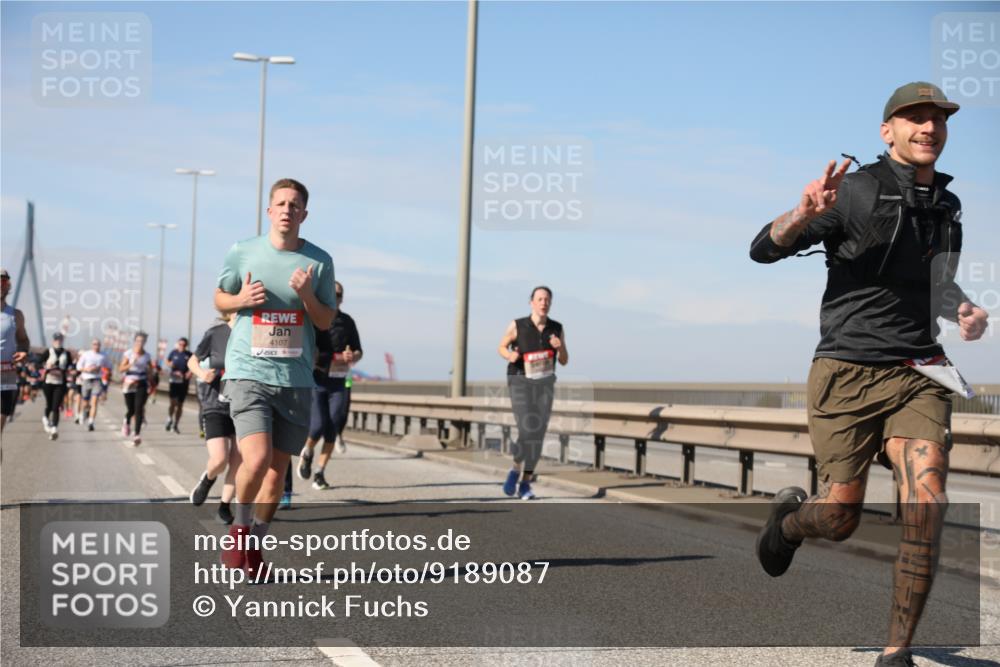 03.10.2025 - Köhlbrandbrückenlauf Yannick Fuchs http://msf.ph/oto/9189087 03.10.2025 11:48:34 Position 3 4107 meine-sportfotos.de