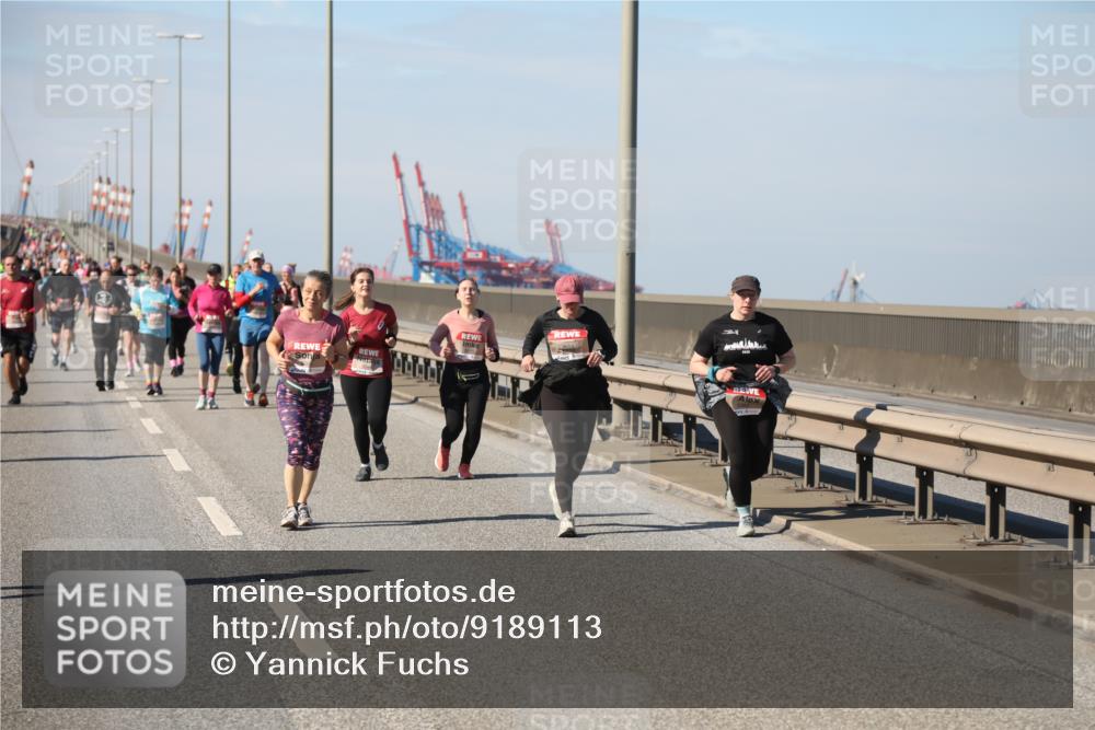 03.10.2025 - Köhlbrandbrückenlauf Yannick Fuchs http://msf.ph/oto/9189113 03.10.2025 12:08:37 Position 3  meine-sportfotos.de