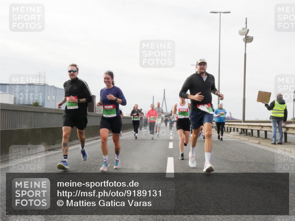 03.10.2025 - Köhlbrandbrückenlauf Matties Gatica Varas http://msf.ph/oto/9189131 03.10.2025 15:56:55 Position 3  meine-sportfotos.de