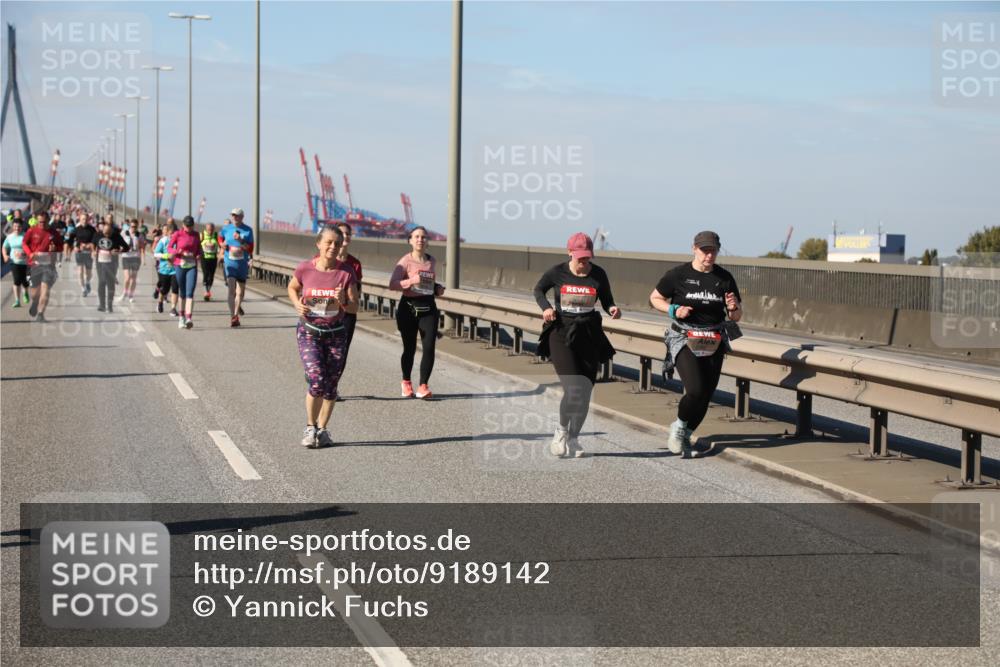 03.10.2025 - Köhlbrandbrückenlauf Yannick Fuchs http://msf.ph/oto/9189142 03.10.2025 12:08:39 Position 3  meine-sportfotos.de
