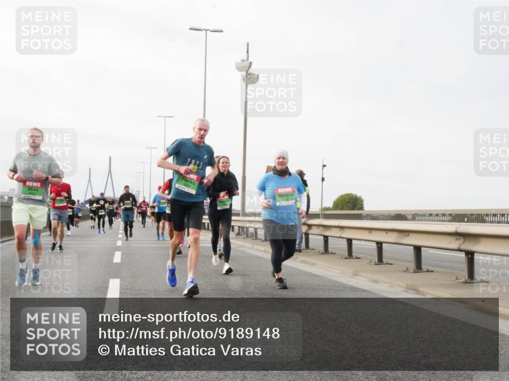 03.10.2025 - Köhlbrandbrückenlauf Matties Gatica Varas http://msf.ph/oto/9189148 03.10.2025 15:57:00 Position 3 6443 meine-sportfotos.de