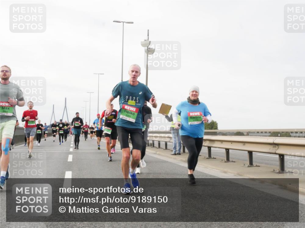 03.10.2025 - Köhlbrandbrückenlauf Matties Gatica Varas http://msf.ph/oto/9189150 03.10.2025 15:57:00 Position 3 8009, 2025, 9284, 8443 meine-sportfotos.de