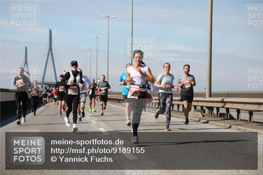 03.10.2025 - Köhlbrandbrückenlauf Yannick Fuchs http://msf.ph/oto/9189155 03.10.2025 11:48:39 Position 3 4151 meine-sportfotos.de