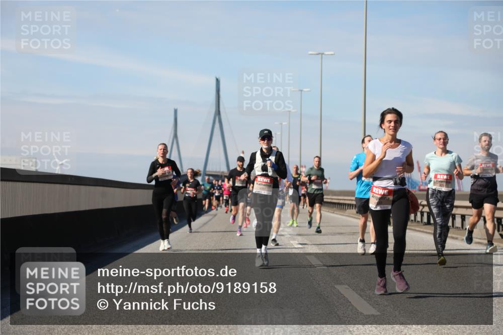 03.10.2025 - Köhlbrandbrückenlauf Yannick Fuchs http://msf.ph/oto/9189158 03.10.2025 11:48:39 Position 3 4151 meine-sportfotos.de