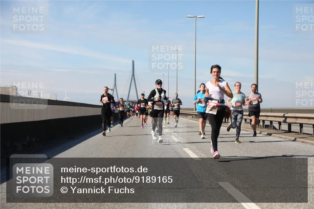 03.10.2025 - Köhlbrandbrückenlauf Yannick Fuchs http://msf.ph/oto/9189165 03.10.2025 11:48:39 Position 3  meine-sportfotos.de