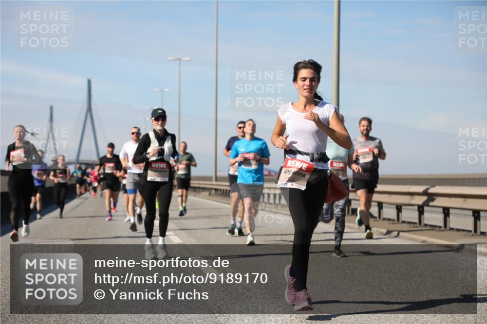 03.10.2025 - Köhlbrandbrückenlauf Yannick Fuchs http://msf.ph/oto/9189170 03.10.2025 11:48:40 Position 3 4133 meine-sportfotos.de
