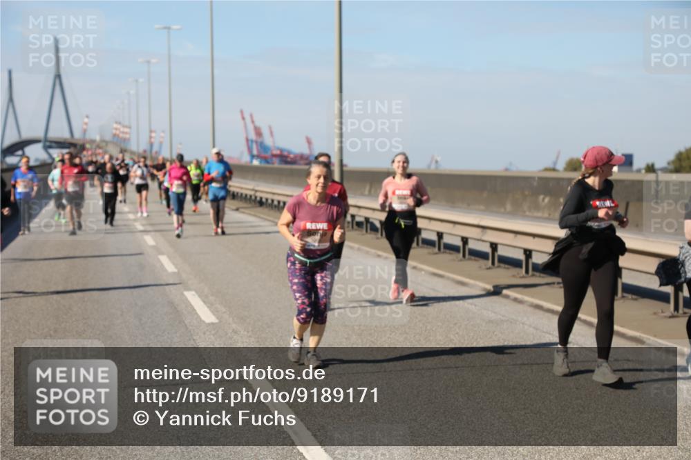 03.10.2025 - Köhlbrandbrückenlauf Yannick Fuchs http://msf.ph/oto/9189171 03.10.2025 12:08:41 Position 3  meine-sportfotos.de