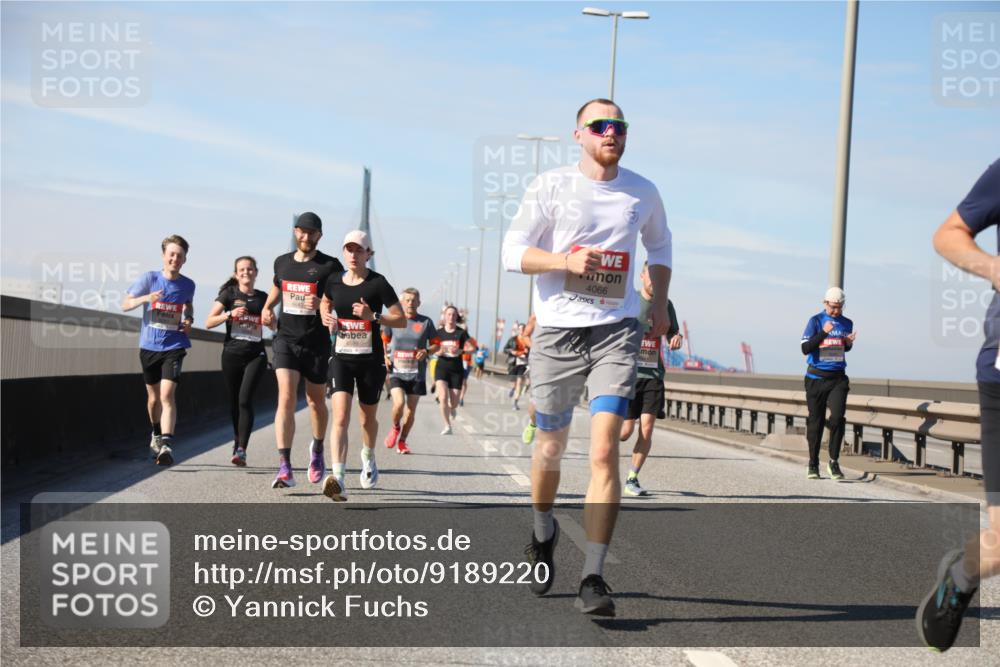 03.10.2025 - Köhlbrandbrückenlauf Yannick Fuchs http://msf.ph/oto/9189220 03.10.2025 11:48:43 Position 3 4599, 4066 meine-sportfotos.de