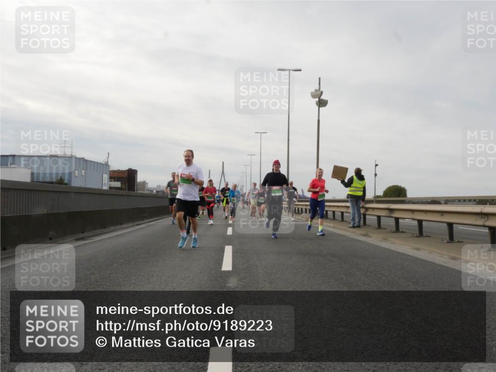 03.10.2025 - Köhlbrandbrückenlauf Matties Gatica Varas http://msf.ph/oto/9189223 03.10.2025 15:57:17 Position 3  meine-sportfotos.de