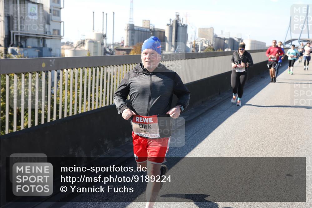 03.10.2025 - Köhlbrandbrückenlauf Yannick Fuchs http://msf.ph/oto/9189224 03.10.2025 12:08:46 Position 3 6146 meine-sportfotos.de