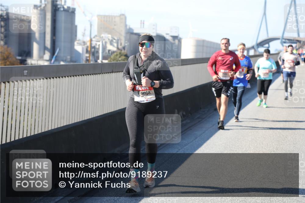 03.10.2025 - Köhlbrandbrückenlauf Yannick Fuchs http://msf.ph/oto/9189237 03.10.2025 12:08:47 Position 3 0521 meine-sportfotos.de