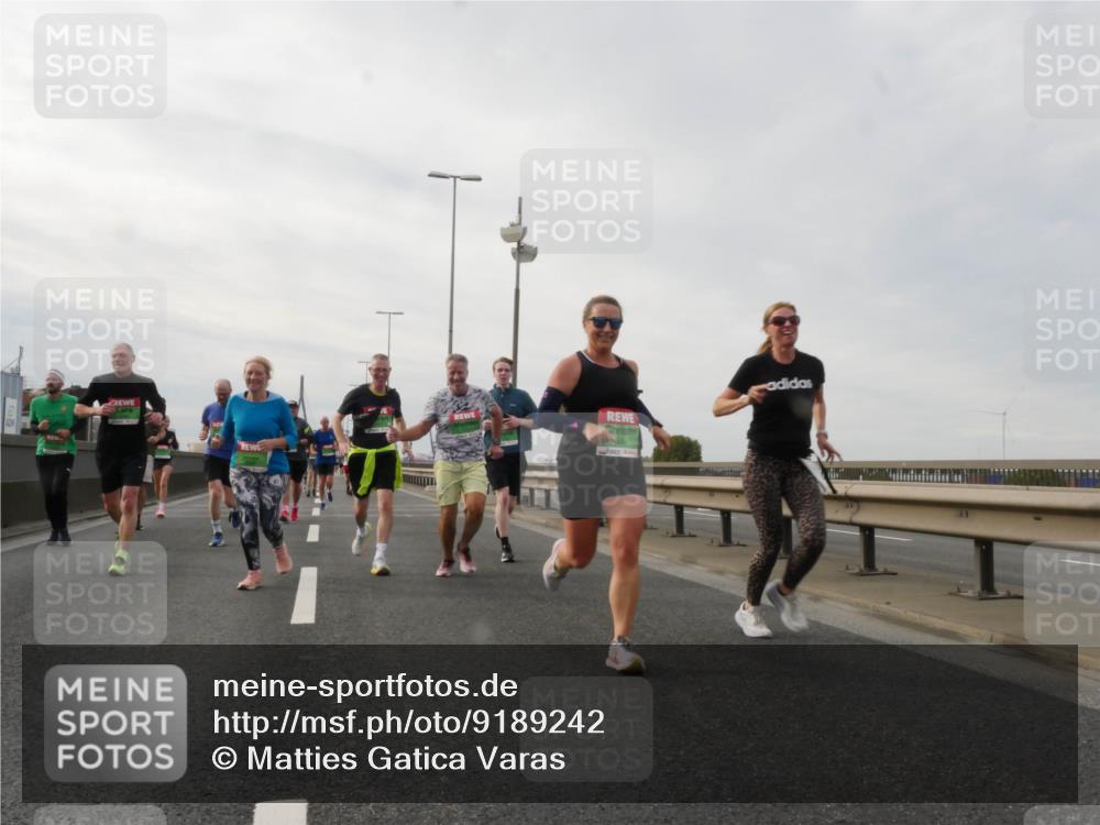 03.10.2025 - Köhlbrandbrückenlauf Matties Gatica Varas http://msf.ph/oto/9189242 03.10.2025 15:57:22 Position 3  meine-sportfotos.de