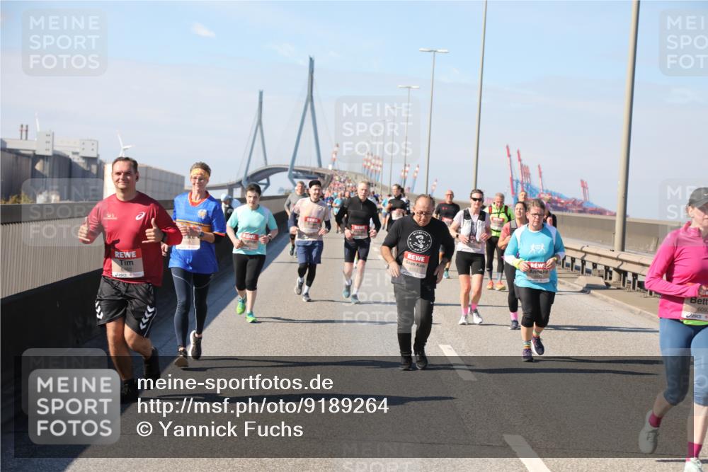 03.10.2025 - Köhlbrandbrückenlauf Yannick Fuchs http://msf.ph/oto/9189264 03.10.2025 12:08:49 Position 3 6460, 609, 6103, 1 meine-sportfotos.de