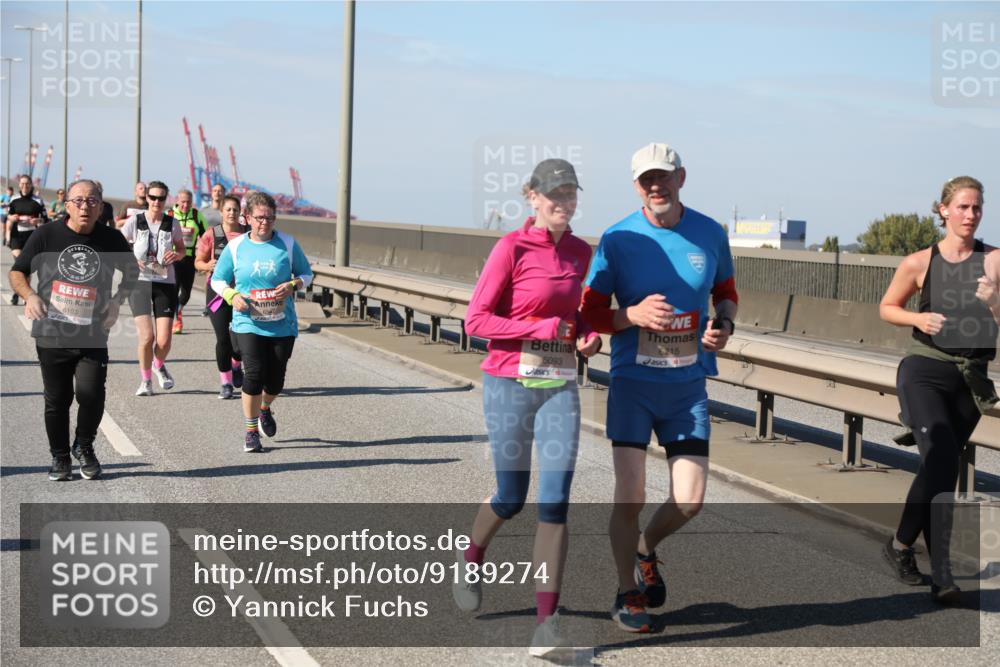 03.10.2025 - Köhlbrandbrückenlauf Yannick Fuchs http://msf.ph/oto/9189274 03.10.2025 12:08:49 Position 3 6103, 6093, 6215 meine-sportfotos.de