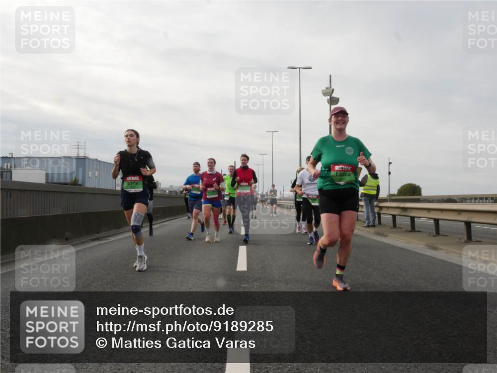 03.10.2025 - Köhlbrandbrückenlauf Matties Gatica Varas http://msf.ph/oto/9189285 03.10.2025 15:57:31 Position 3  meine-sportfotos.de