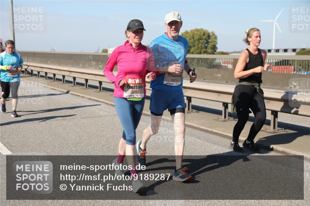 03.10.2025 - Köhlbrandbrückenlauf Yannick Fuchs http://msf.ph/oto/9189287 03.10.2025 12:08:50 Position 3 6093, 6215 meine-sportfotos.de