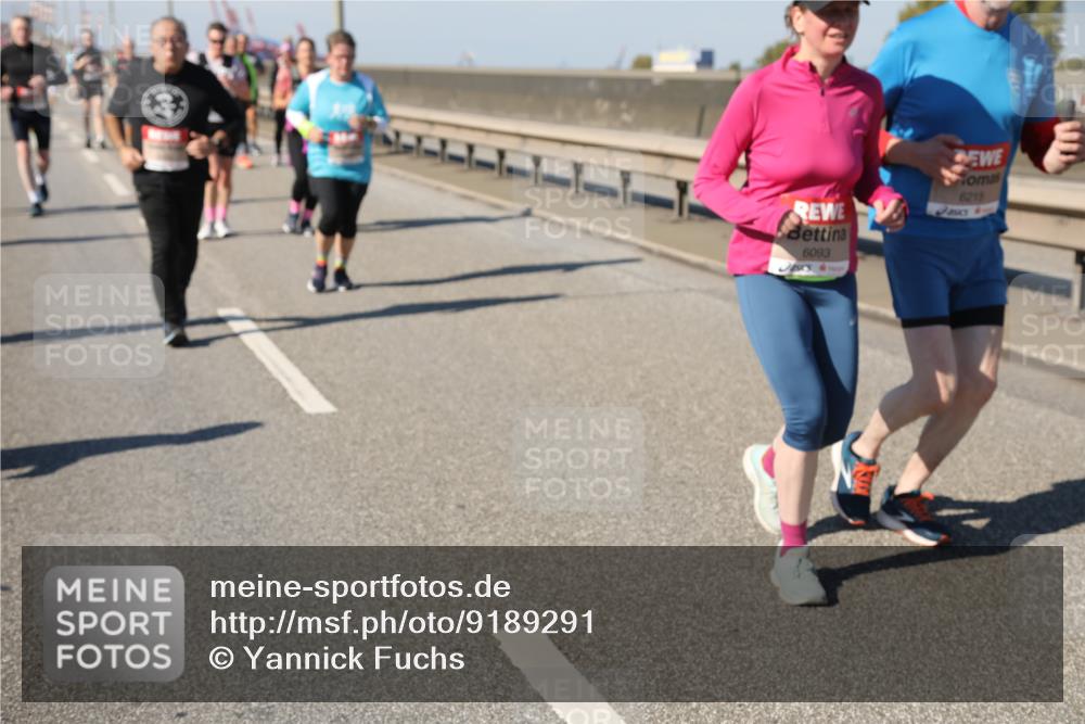 03.10.2025 - Köhlbrandbrückenlauf Yannick Fuchs http://msf.ph/oto/9189291 03.10.2025 12:08:50 Position 3 6215, 6093 meine-sportfotos.de
