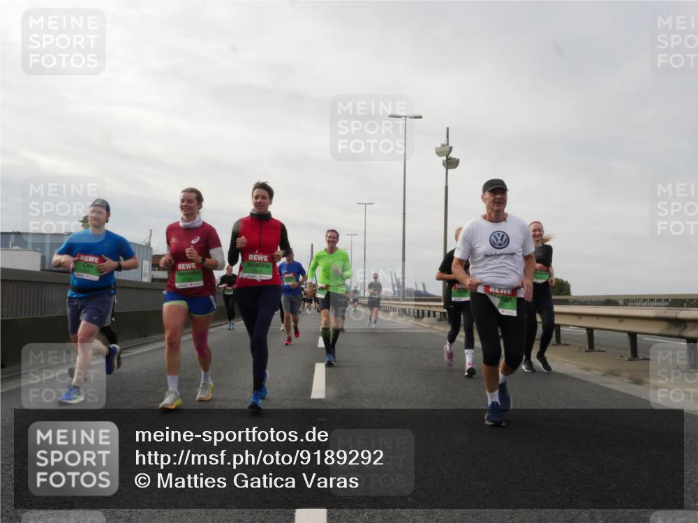 03.10.2025 - Köhlbrandbrückenlauf Matties Gatica Varas http://msf.ph/oto/9189292 03.10.2025 15:57:33 Position 3  meine-sportfotos.de