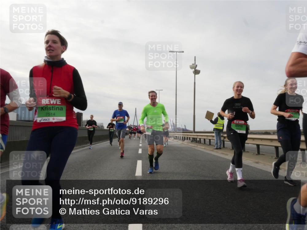 03.10.2025 - Köhlbrandbrückenlauf Matties Gatica Varas http://msf.ph/oto/9189296 03.10.2025 15:57:34 Position 3 7514, 51, 8971 meine-sportfotos.de