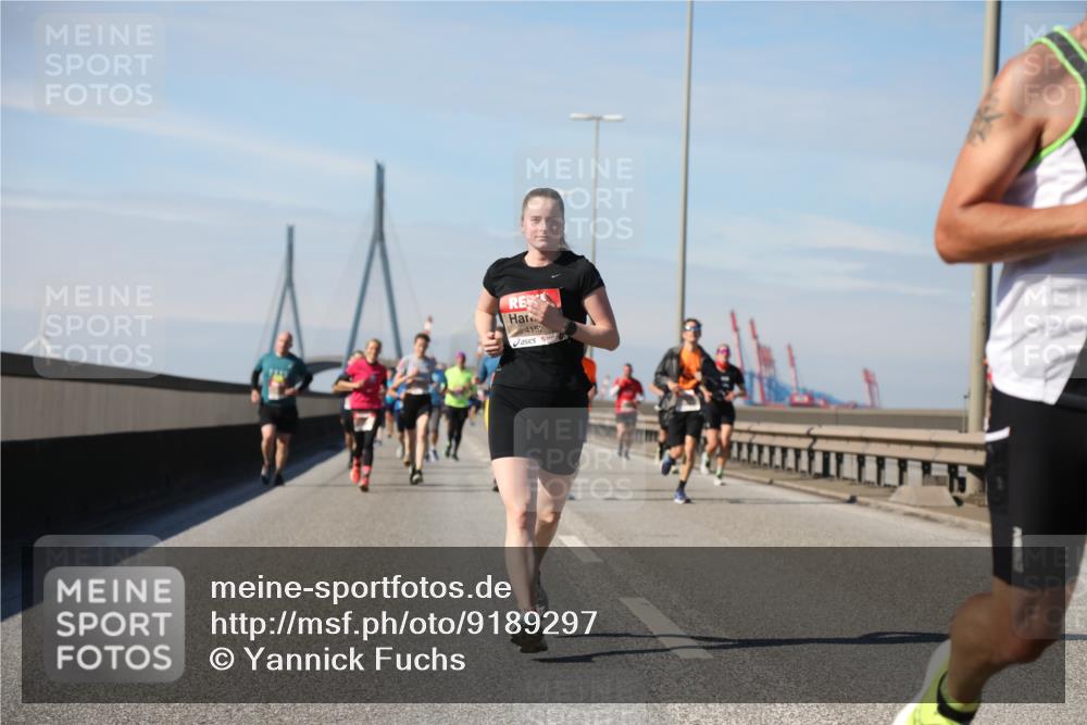 03.10.2025 - Köhlbrandbrückenlauf Yannick Fuchs http://msf.ph/oto/9189297 03.10.2025 11:48:48 Position 3 4152 meine-sportfotos.de