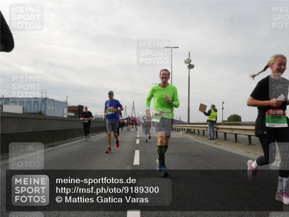 03.10.2025 - Köhlbrandbrückenlauf Matties Gatica Varas http://msf.ph/oto/9189300 03.10.2025 15:57:34 Position 3 51, 8971 meine-sportfotos.de