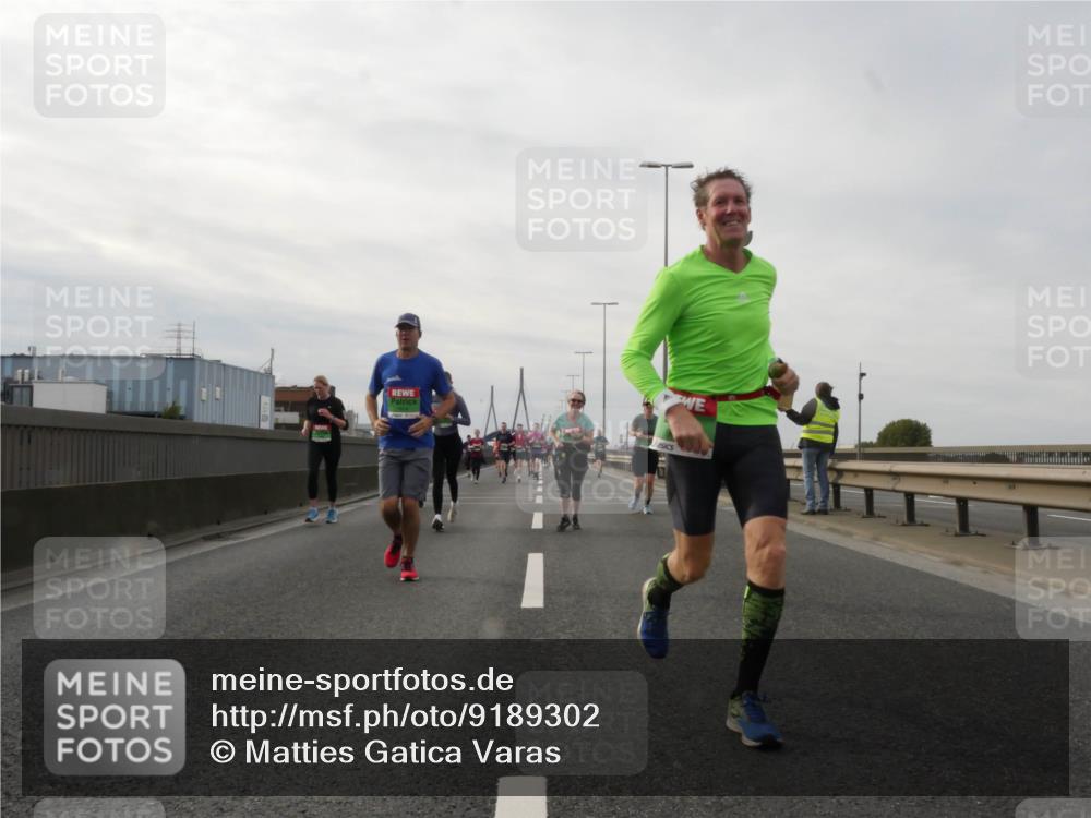 03.10.2025 - Köhlbrandbrückenlauf Matties Gatica Varas http://msf.ph/oto/9189302 03.10.2025 15:57:35 Position 3  meine-sportfotos.de