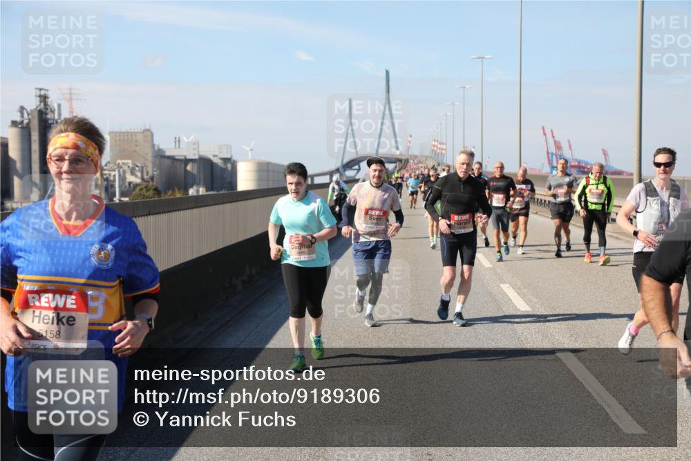 03.10.2025 - Köhlbrandbrückenlauf Yannick Fuchs http://msf.ph/oto/9189306 03.10.2025 12:08:52 Position 3 5158 meine-sportfotos.de