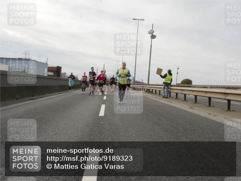 03.10.2025 - Köhlbrandbrückenlauf Matties Gatica Varas http://msf.ph/oto/9189323 03.10.2025 15:57:39 Position 3  meine-sportfotos.de