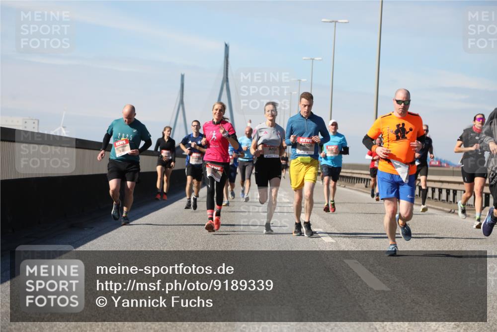 03.10.2025 - Köhlbrandbrückenlauf Yannick Fuchs http://msf.ph/oto/9189339 03.10.2025 11:48:52 Position 3 202, 5, 5798 meine-sportfotos.de