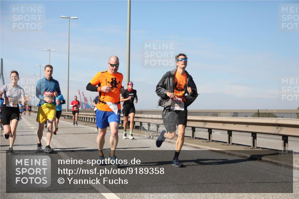 03.10.2025 - Köhlbrandbrückenlauf Yannick Fuchs http://msf.ph/oto/9189358 03.10.2025 11:48:54 Position 3 5951 meine-sportfotos.de