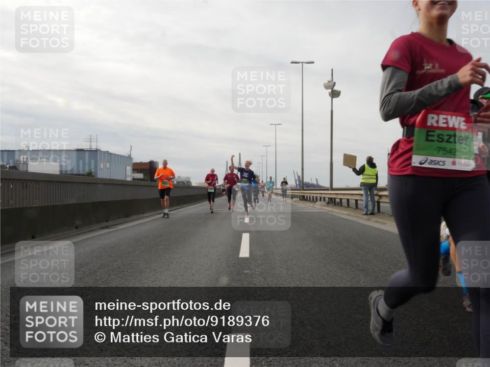 03.10.2025 - Köhlbrandbrückenlauf Matties Gatica Varas http://msf.ph/oto/9189376 03.10.2025 15:57:53 Position 3 7542 meine-sportfotos.de