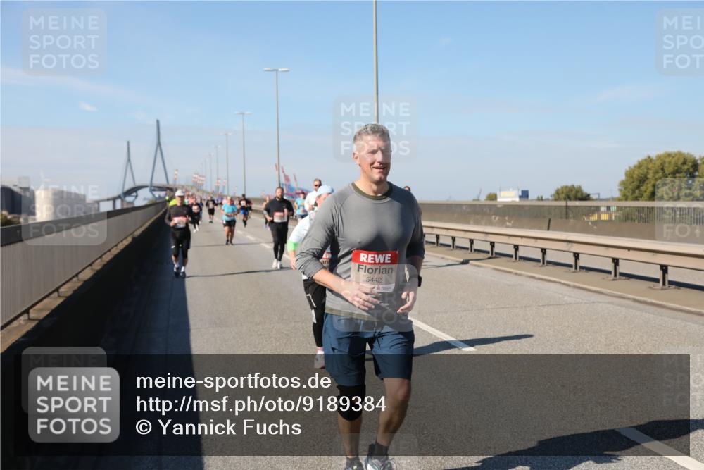 03.10.2025 - Köhlbrandbrückenlauf Yannick Fuchs http://msf.ph/oto/9189384 03.10.2025 12:09:03 Position 3 5442 meine-sportfotos.de