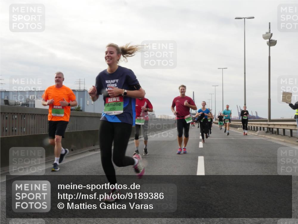 03.10.2025 - Köhlbrandbrückenlauf Matties Gatica Varas http://msf.ph/oto/9189386 03.10.2025 15:57:56 Position 3 9152 meine-sportfotos.de